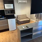 Magnifico Flat Na Barra Da Tijuca 704, Com Linda Piscina, Academia, Balsa Para Praia, Microondas, Frigobar, Tv Smart, Varanda E Mesa Para Trabalho
